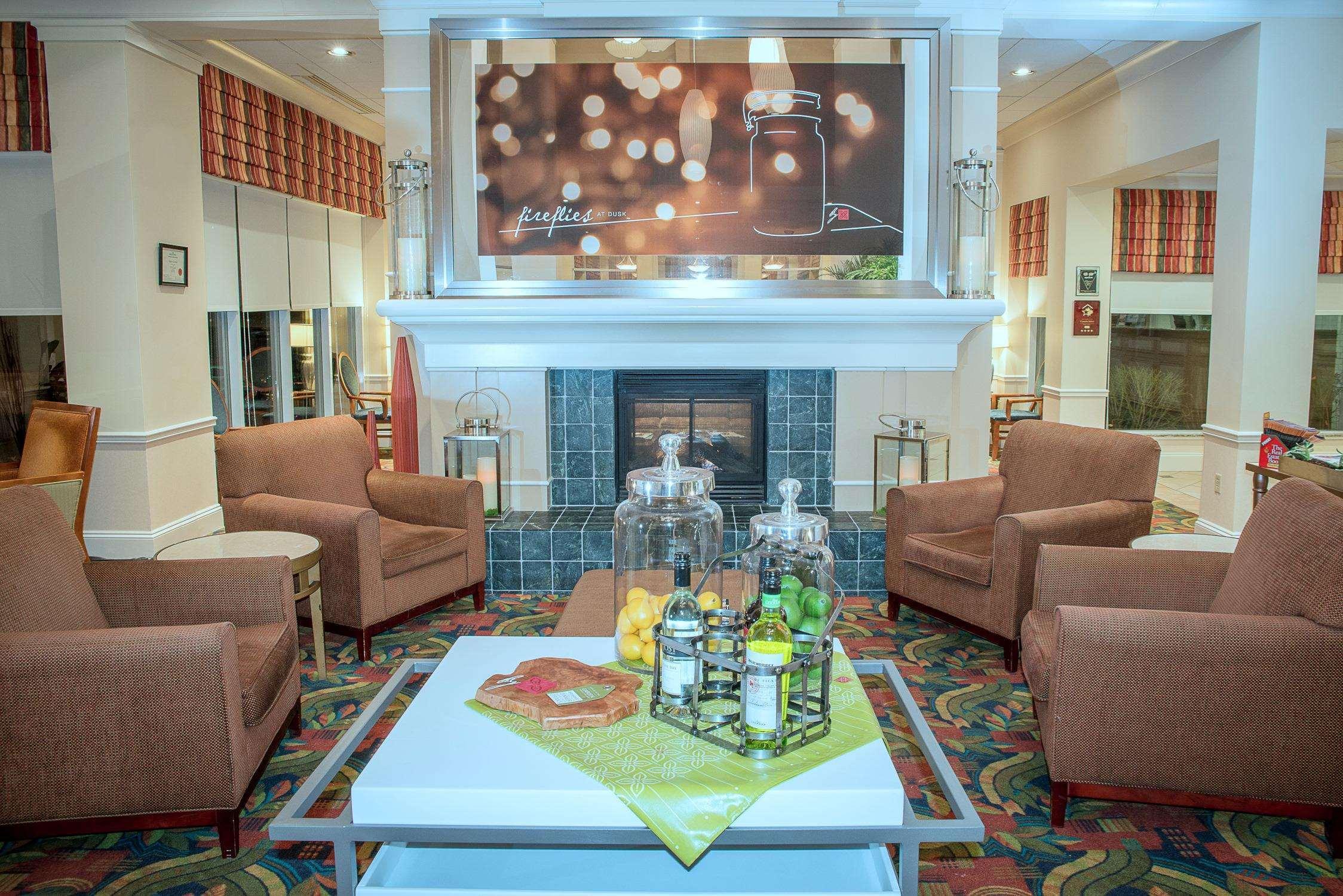Hilton Garden Inn Halifax Airport Enfield Kültér fotó