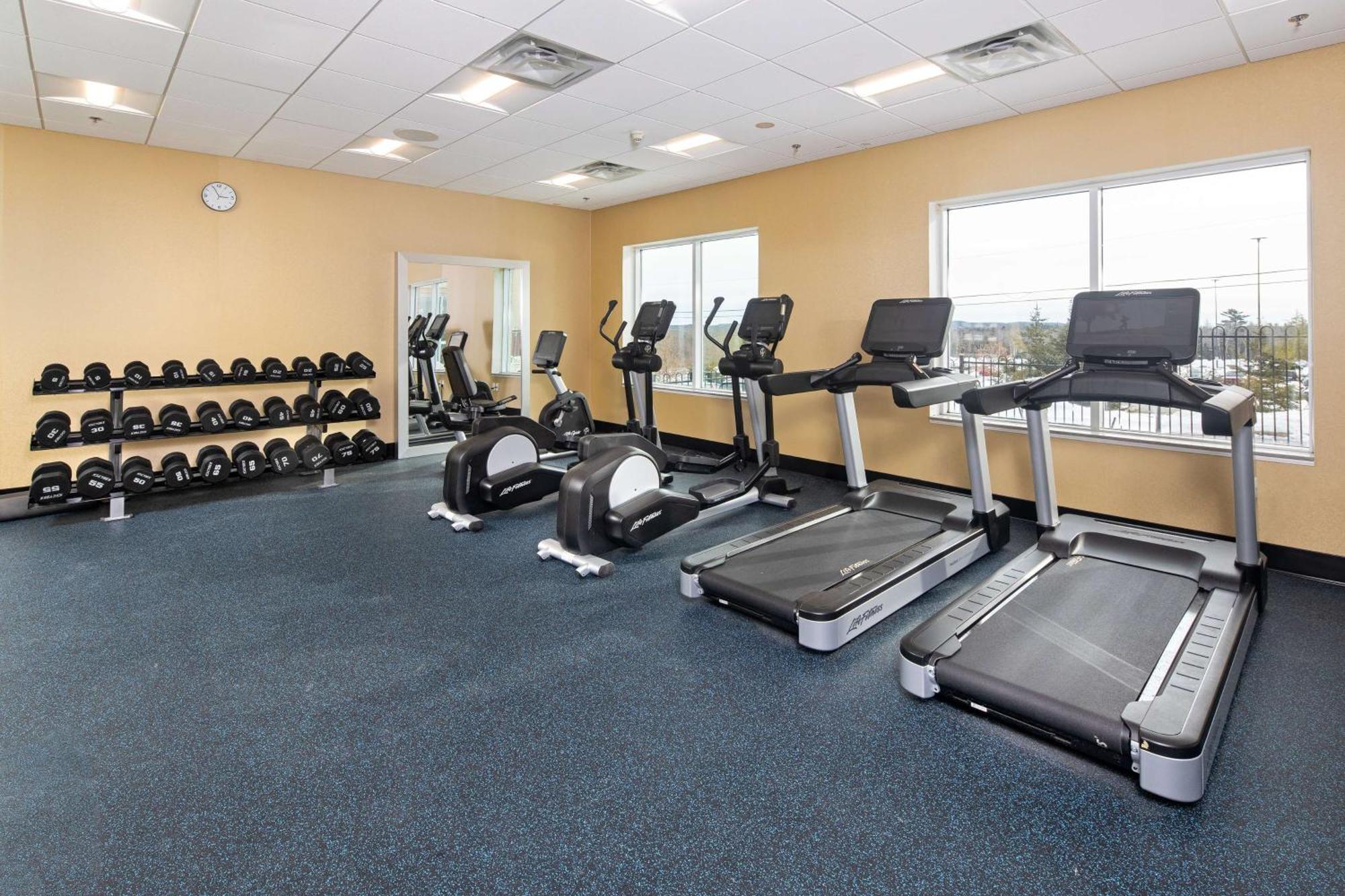 Hilton Garden Inn Halifax Airport Enfield Kültér fotó
